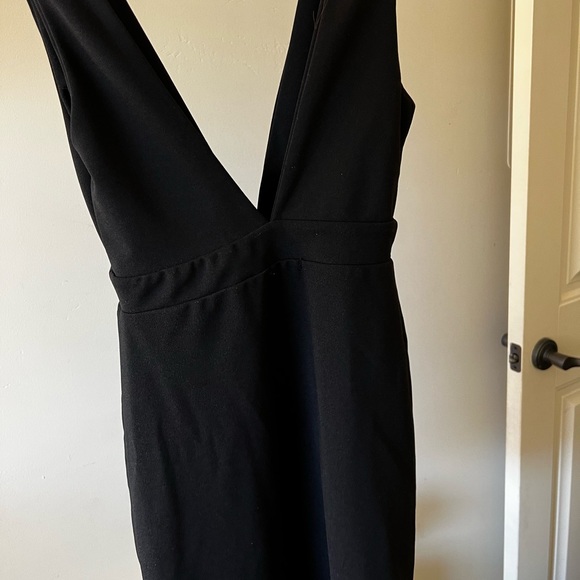 Deep V Black Dress with Leg Slit - Picture 5 of 5